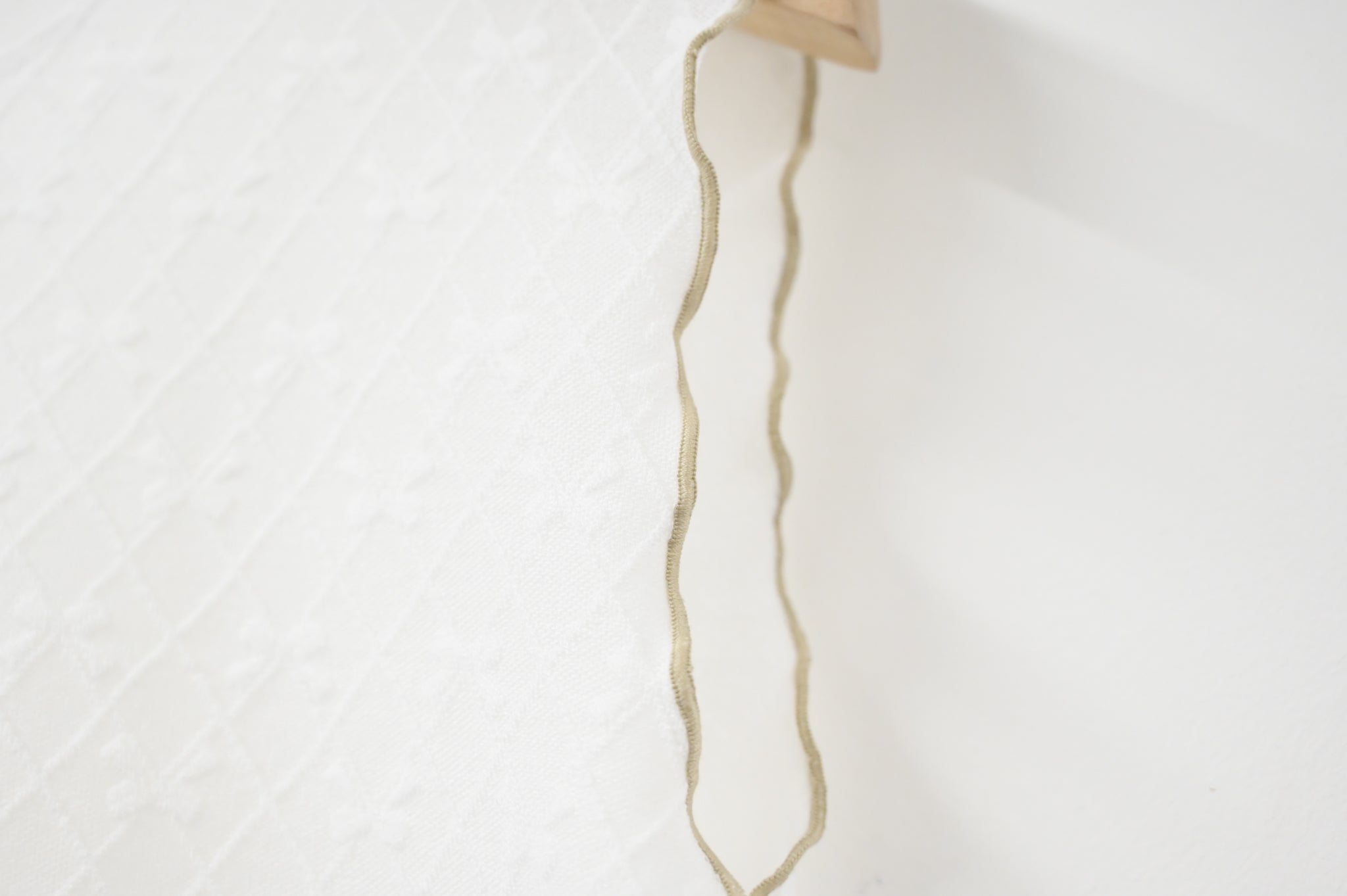夏季 透視捆邊蝴蝶結上衣 – 透視捆邊,蝴蝶結亮點 - Image 9